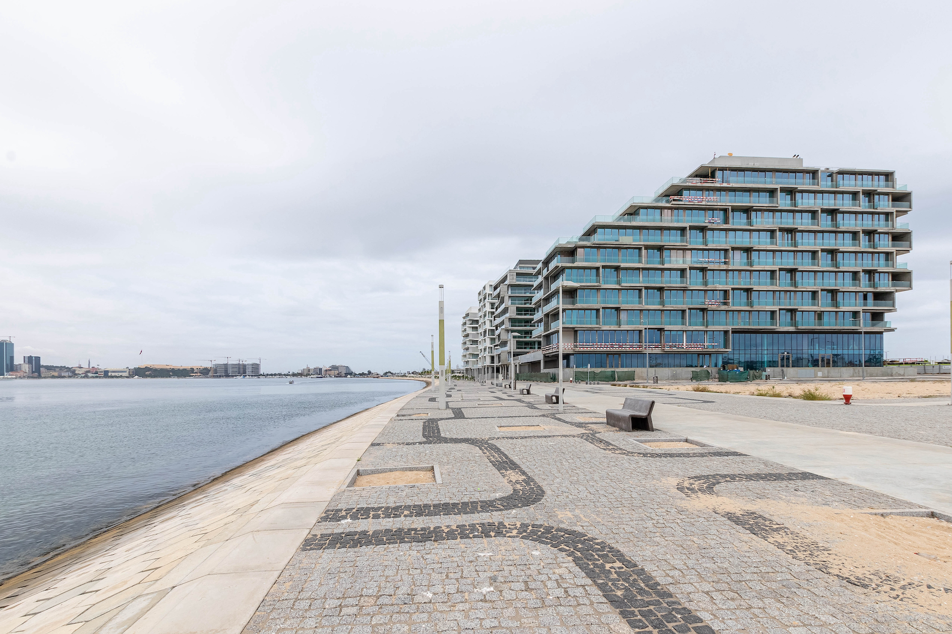 1221_Roca%20London%20Gallery 32a-1