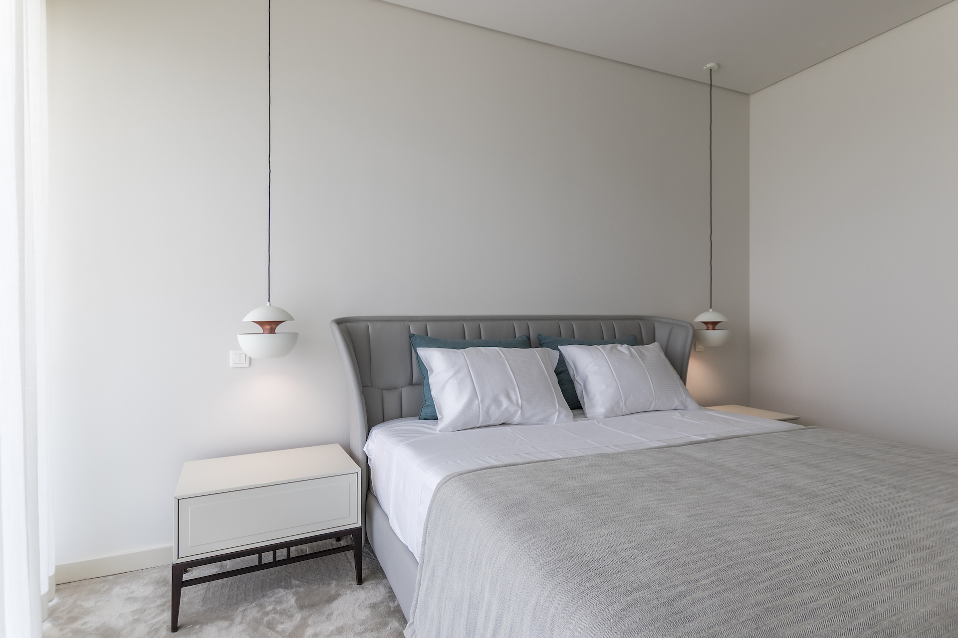 1221_Roca%20London%20Gallery 32a-1